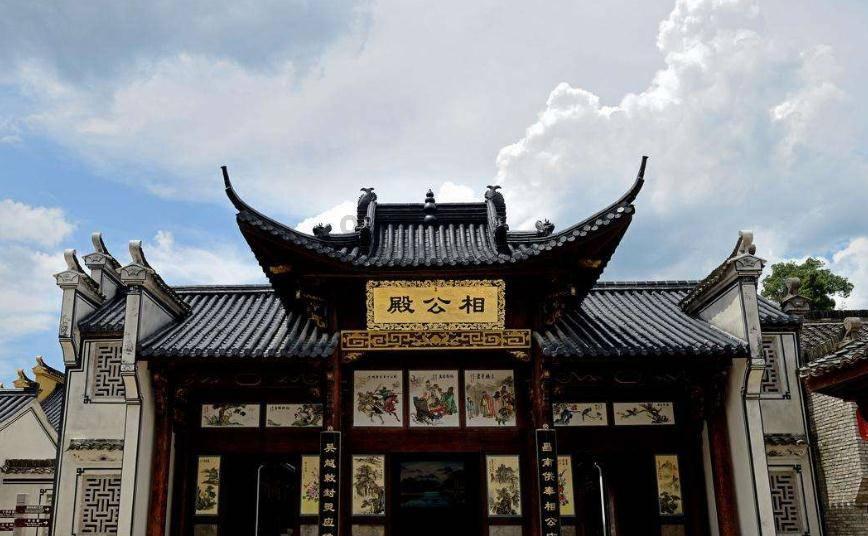 昆明两会微访谈丨市教体局:实施教育“八大提升行动” 丰富公共体育服务